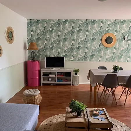 Apartament Disney, Comfortable 2 Bedrooms Family Apartment, 7 Pers, Wifi, Netflix Chessy (Seine-et-Marne)