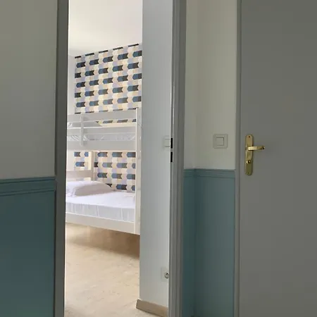 Disney, Comfortable 2 Bedrooms Family Apartment, 7 Pers, Wifi, Netflix Chessy (Seine-et-Marne)